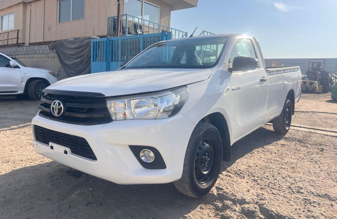 تويوتا هيلوكس RIGHT HAND VEHICLE ONLY FOR EXPORT SINGLE CAB HILUX 2.7 LITER PETROL 2WD