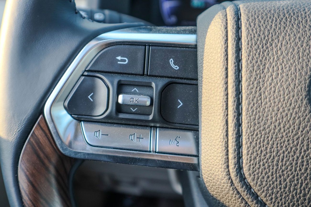 Toyota Land Cruiser 2025 Toyota Land Cruiser VXR 3.5L Twin-Turbo V6 (VJA300) - Full Option Spec Sheet