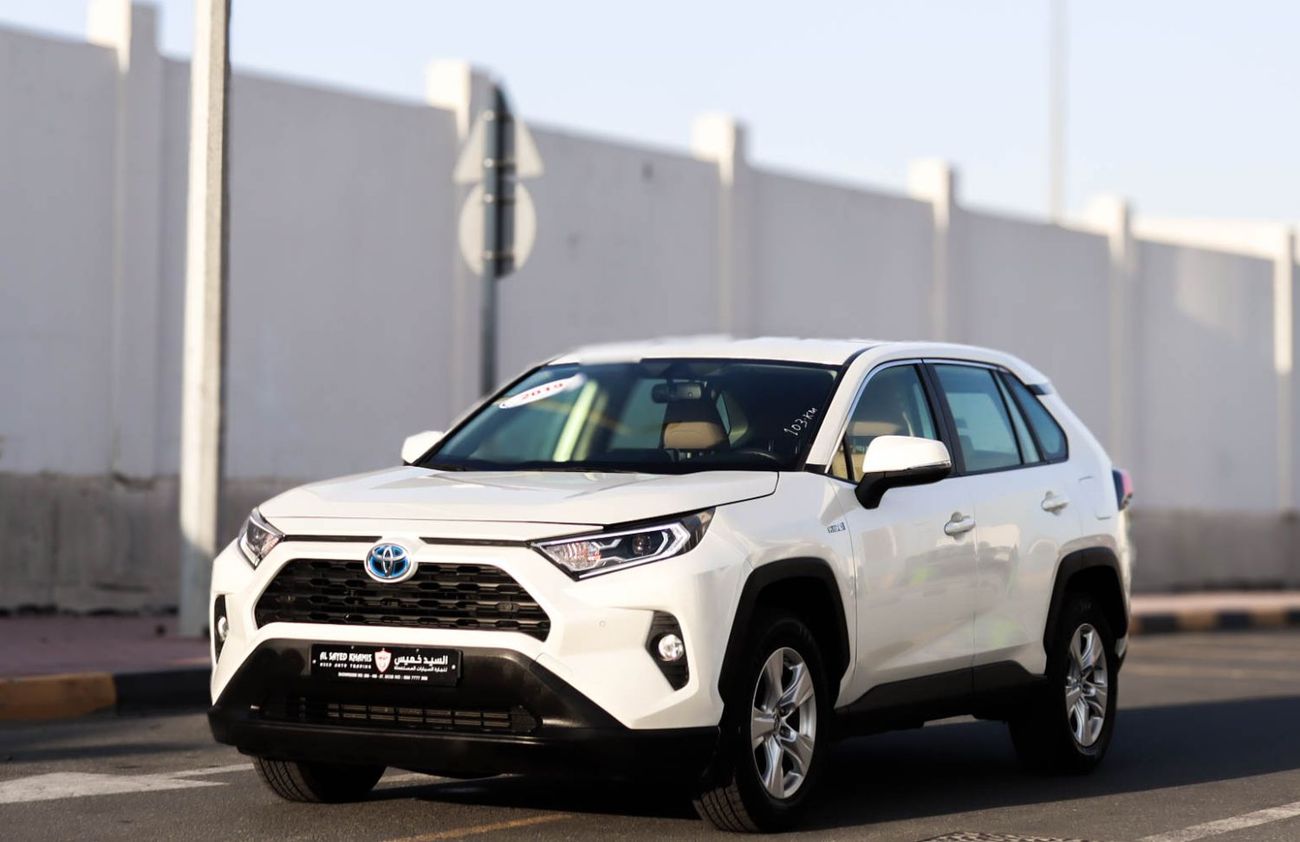 تويوتا راف ٤ تويوتا راف فور هايبرد | 2.5 لتر | 2019 | خليجية | خالية من الحوادث | بحالة ممتازة | 1380 شهرياً