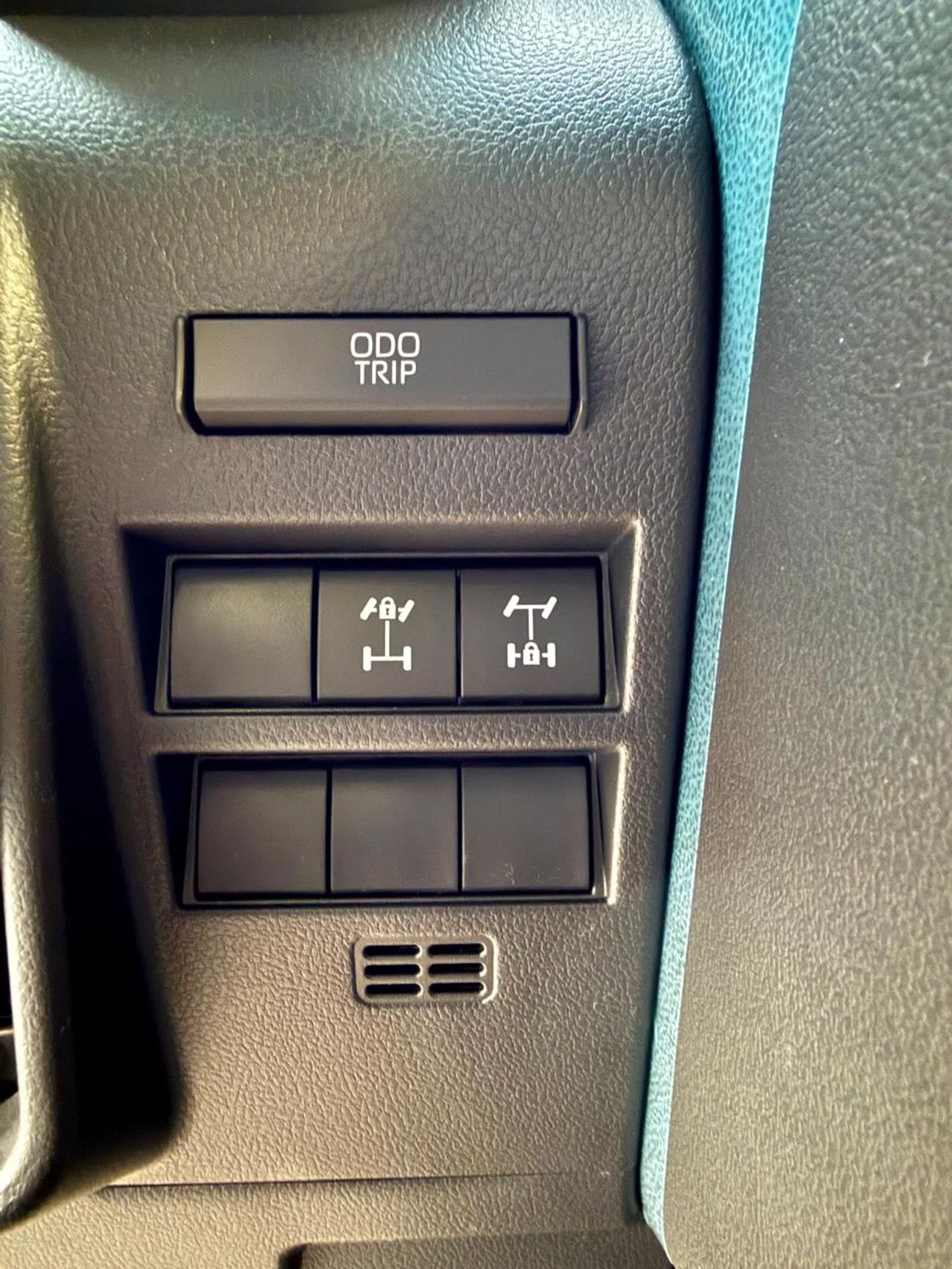 تويوتا لاند كروزر Toyota Land Cruiser GX 2025