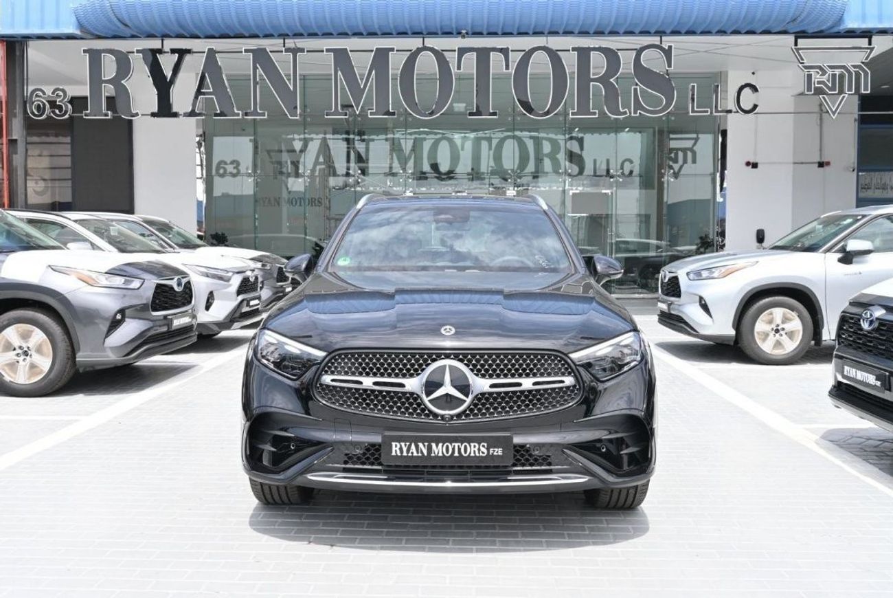 Mercedes-Benz GLC 200 Mercedes-Benz GLC 200 4Matic 2.0L 4WD, SUV, Model 2024 Color White