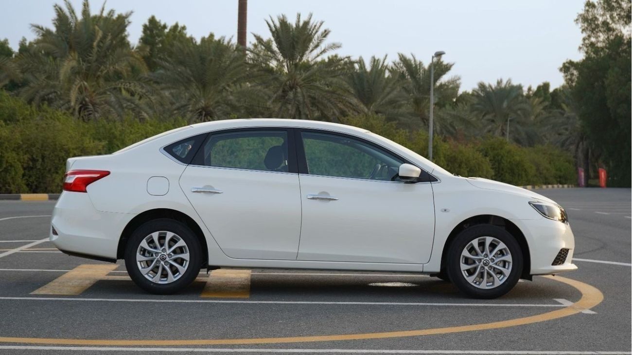 Nissan Sentra Five-year warranty, free insurance 3years service free registration    Contact number 0507273386