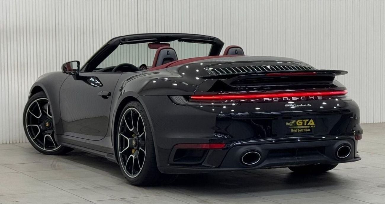 Porsche 911 Turbo S 3.8L (640 HP) Convertible