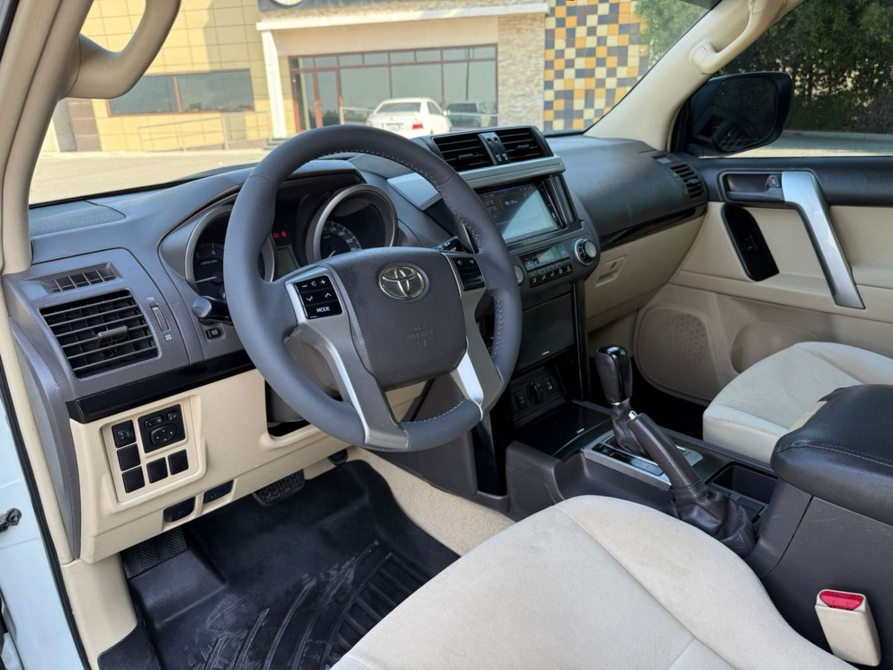 Toyota Prado TX-L 4.0L LHD-GCC SPECS-Automatic-Petrol-4WD-6 Cylinder-7 Seats-5 Doors