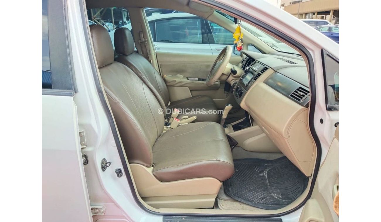 Nissan Tiida 1.8 2011 GCC