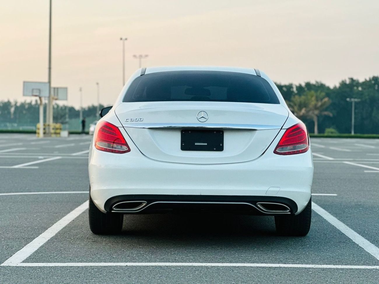 Mercedes-Benz C 300 Luxury MERCEDES C300 MODEL 2018 FULL OPTION