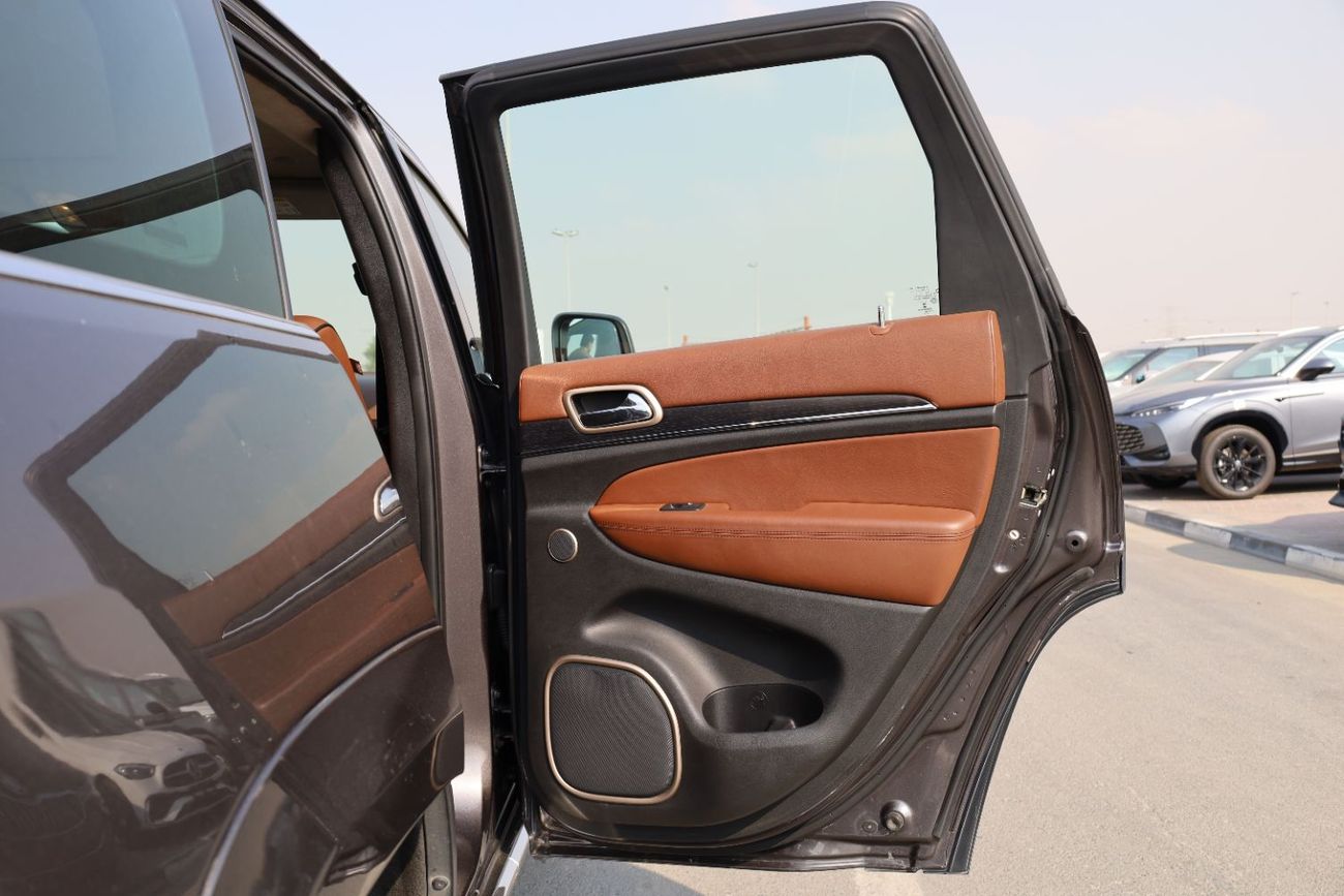 جيب جراند واجونير Low mileage, GCC Specs, very clean condition