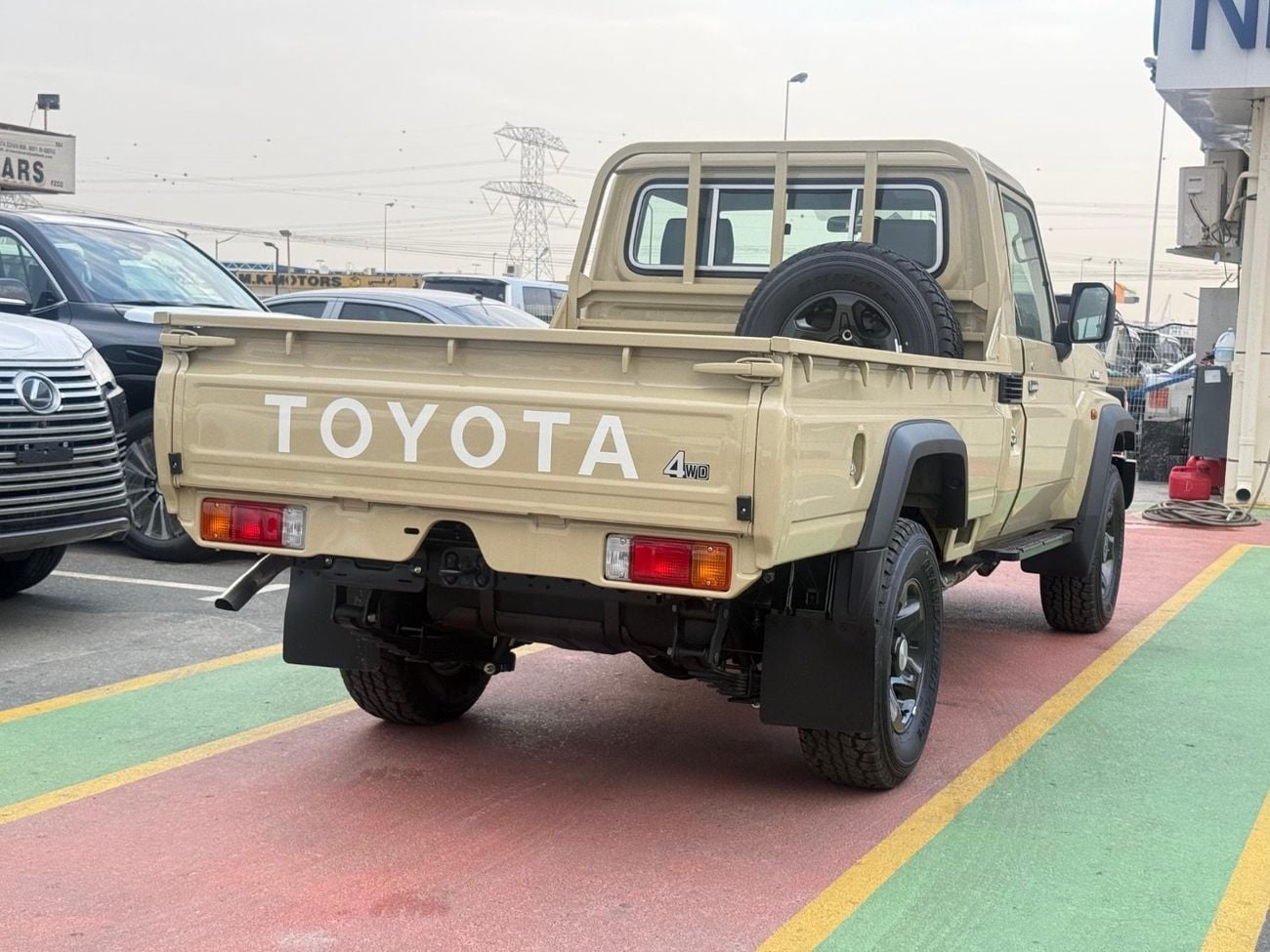 تويوتا لاند كروزر بيك آب LC79 4.2L V6 SINGLE CAB M/T