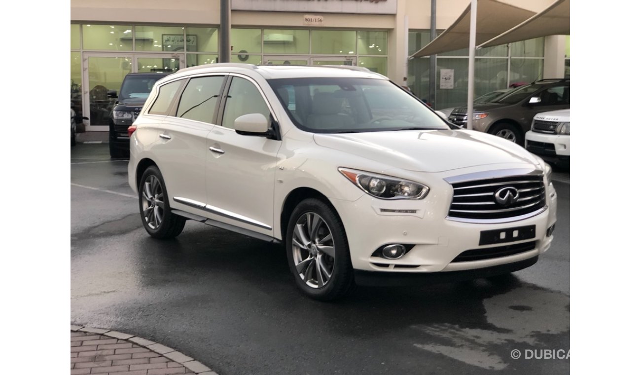 إنفينيتي QX60 موديل 2014 خليجي  فل مواصفات كراسي جلد ومثبت سرعه وتحكم كهربي كامل ونظام صوت ممتاز و5كاميرات