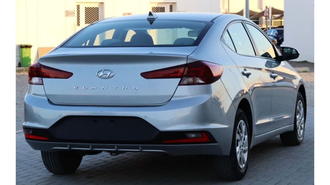 هيونداي إلانترا هيونداي إلنترا GL (AD)، 2020، سيدان ذات 4 أبواب، 1.6 لتر 4 سلندر بنزين، أوتوماتيكية، دفع أمامي