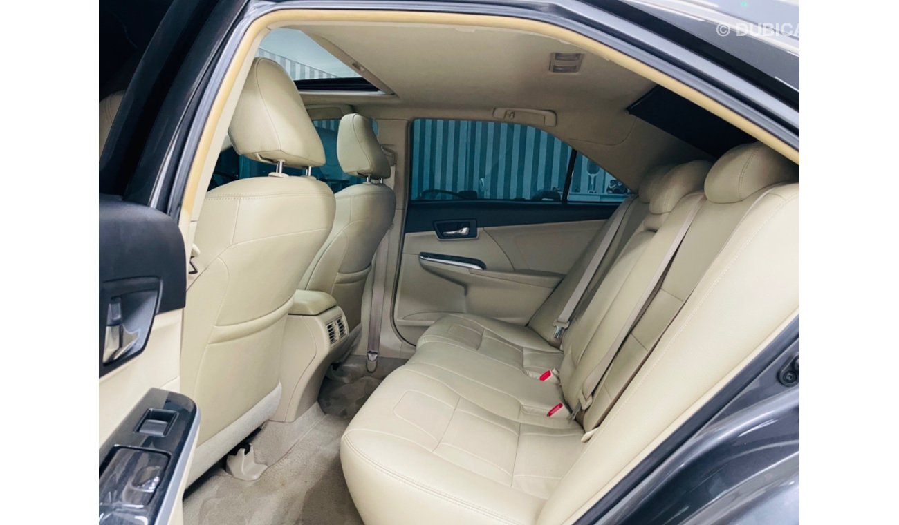 Toyota Camry GCC .. SE+ .. Full Options .. Sunroof .