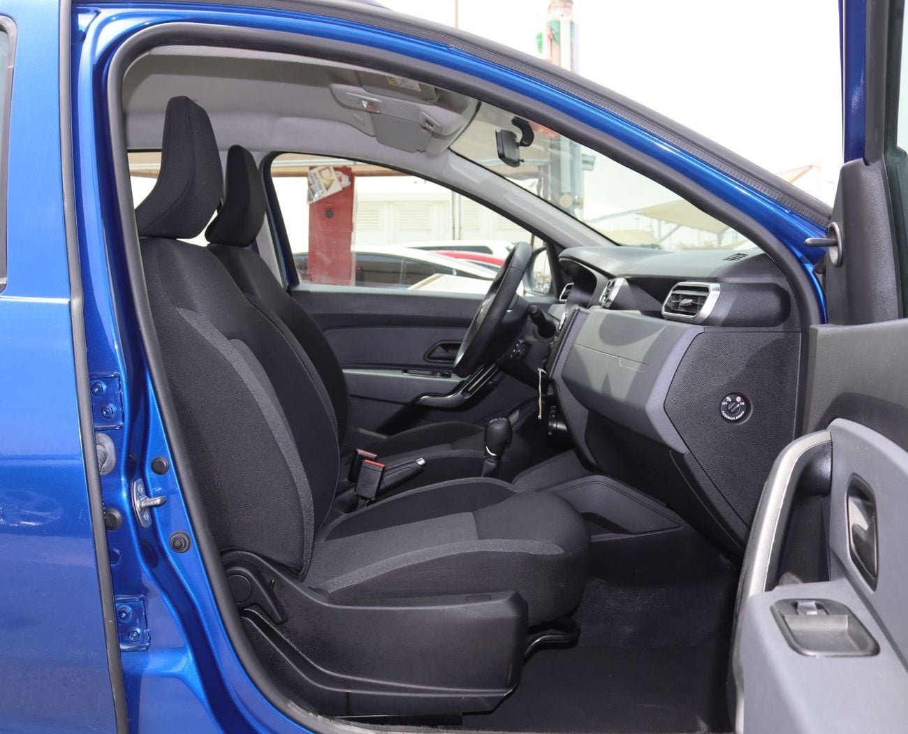 رينو داستر رينوداستر 2023 - خليجى - بدون حوادث - بمحرك 1.6 - بحاله ممتازه من الداخل والخارج