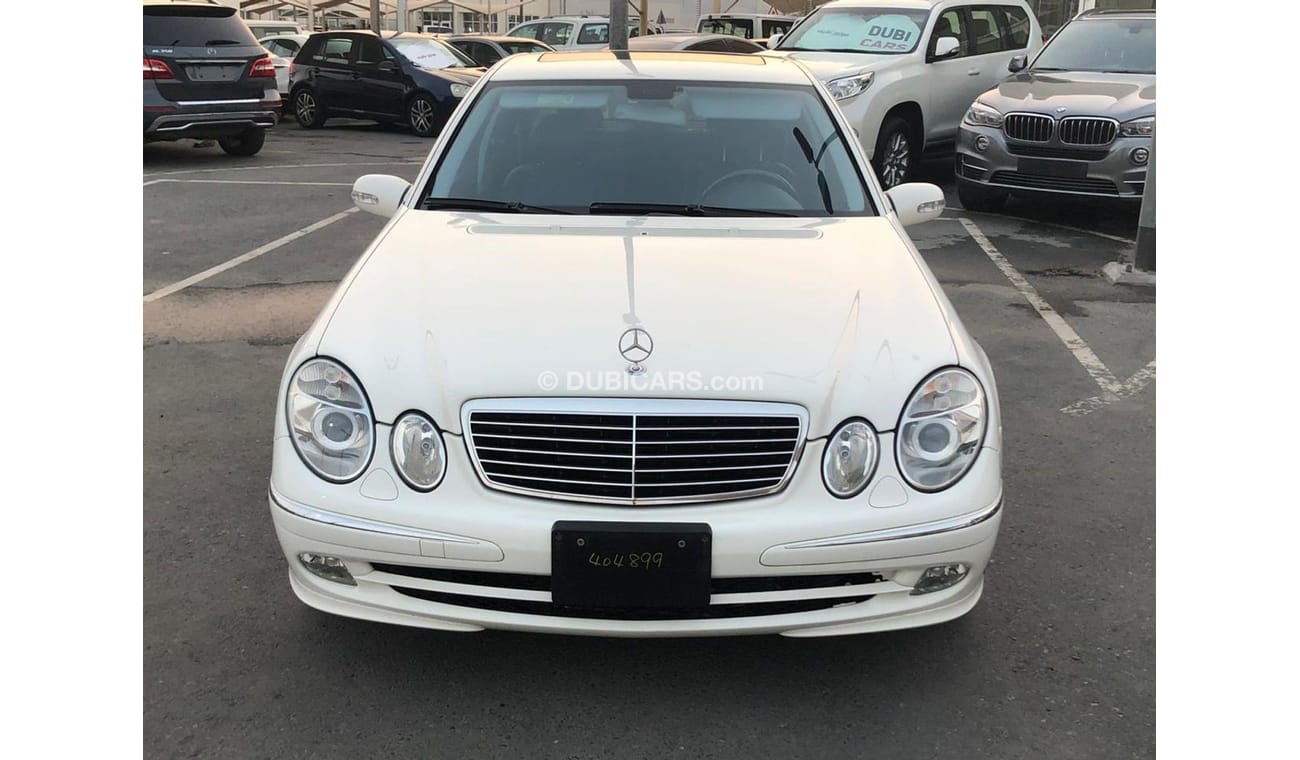 Mercedes-Benz E 500 Mercedes Benz E500 model 2005 Japan car model 2005 car prefect condition full option low mileage sun