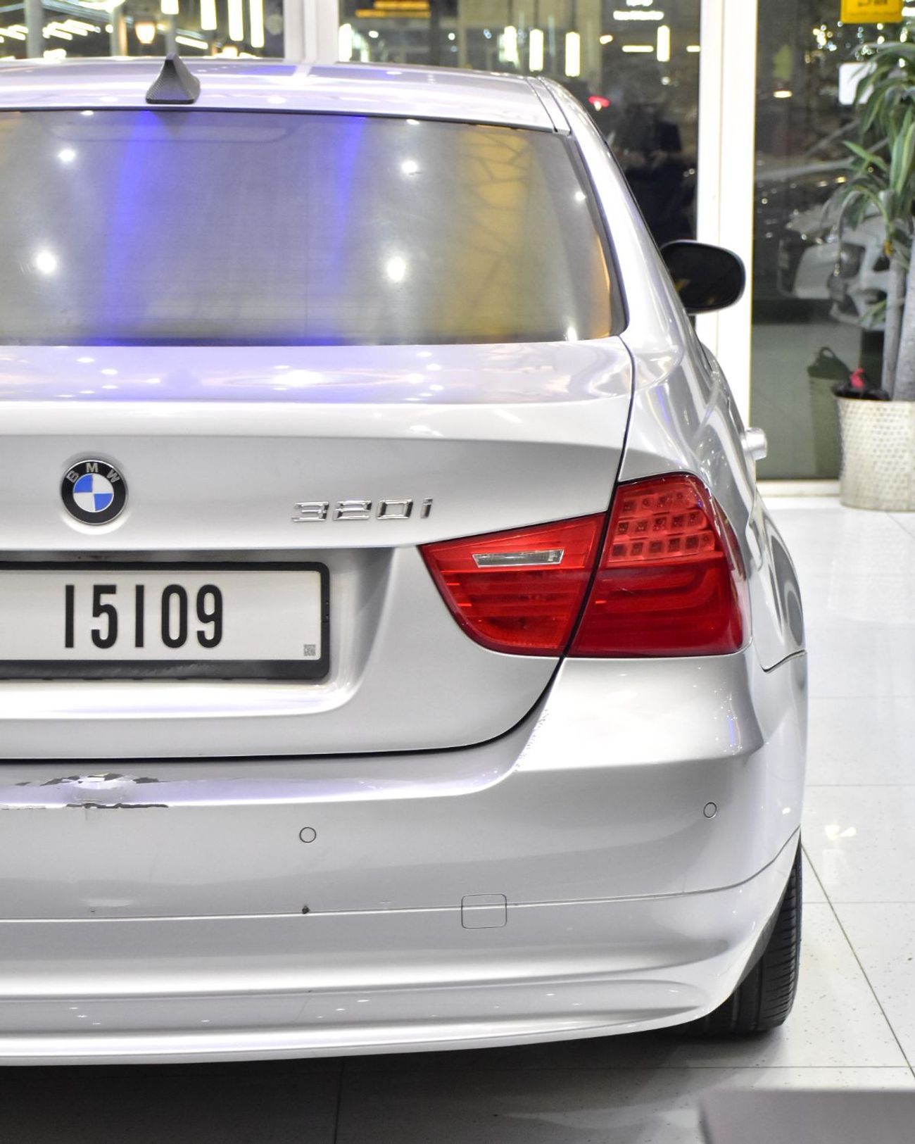 بي أم دبليو 320 EXCELLENT DEAL for our BMW 320i ( 2010 Model ) in Silver Color GCC Specs