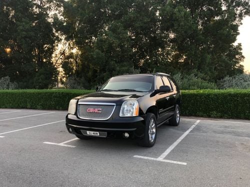 GMC Yukon Denali