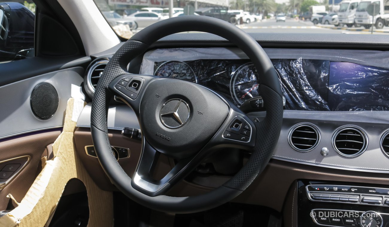 Mercedes-Benz E200