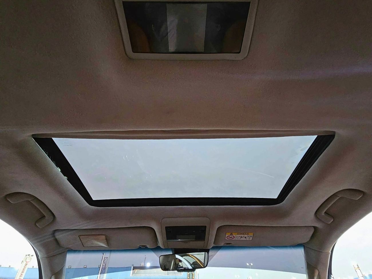 لكزس LX 570 GCC/ FULL OPTION / RADAR / ZAFRAN INTERIOR/LOW MILEAGE/ EXPORT ONLY / LOT#25091