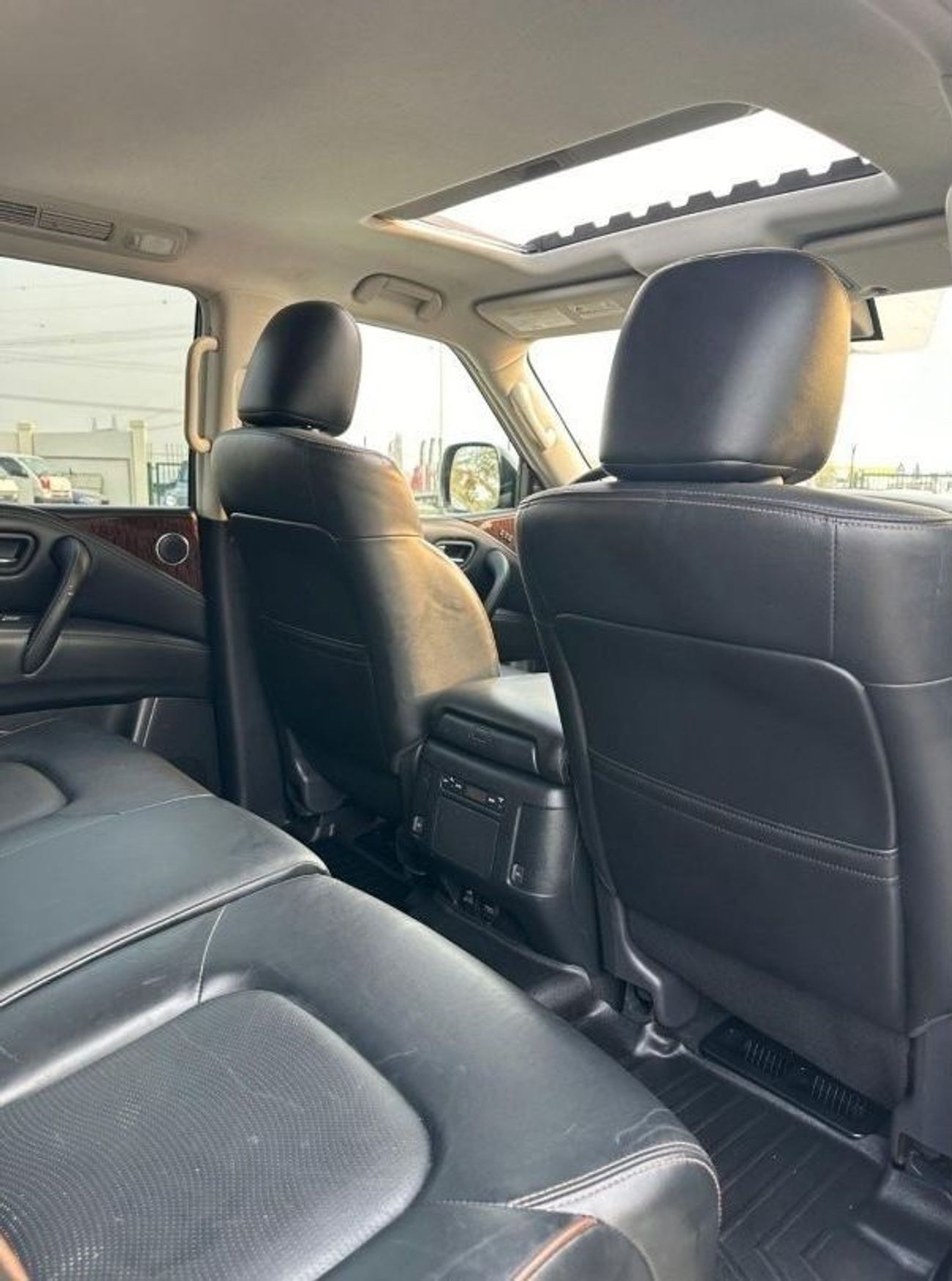 نيسان أرمادا Nissan Armada full option 2019