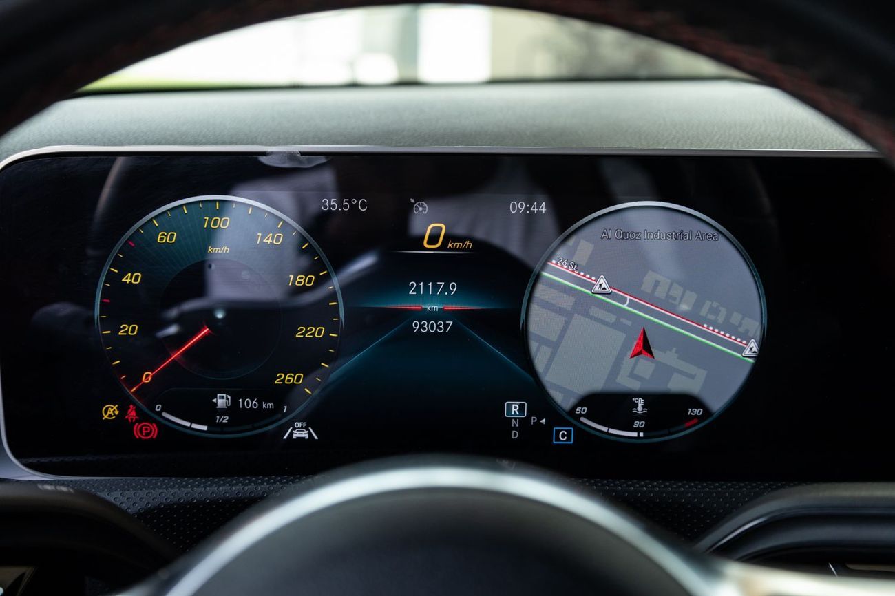 Mercedes-Benz CLA 250 Std 2.0L (224 HP)