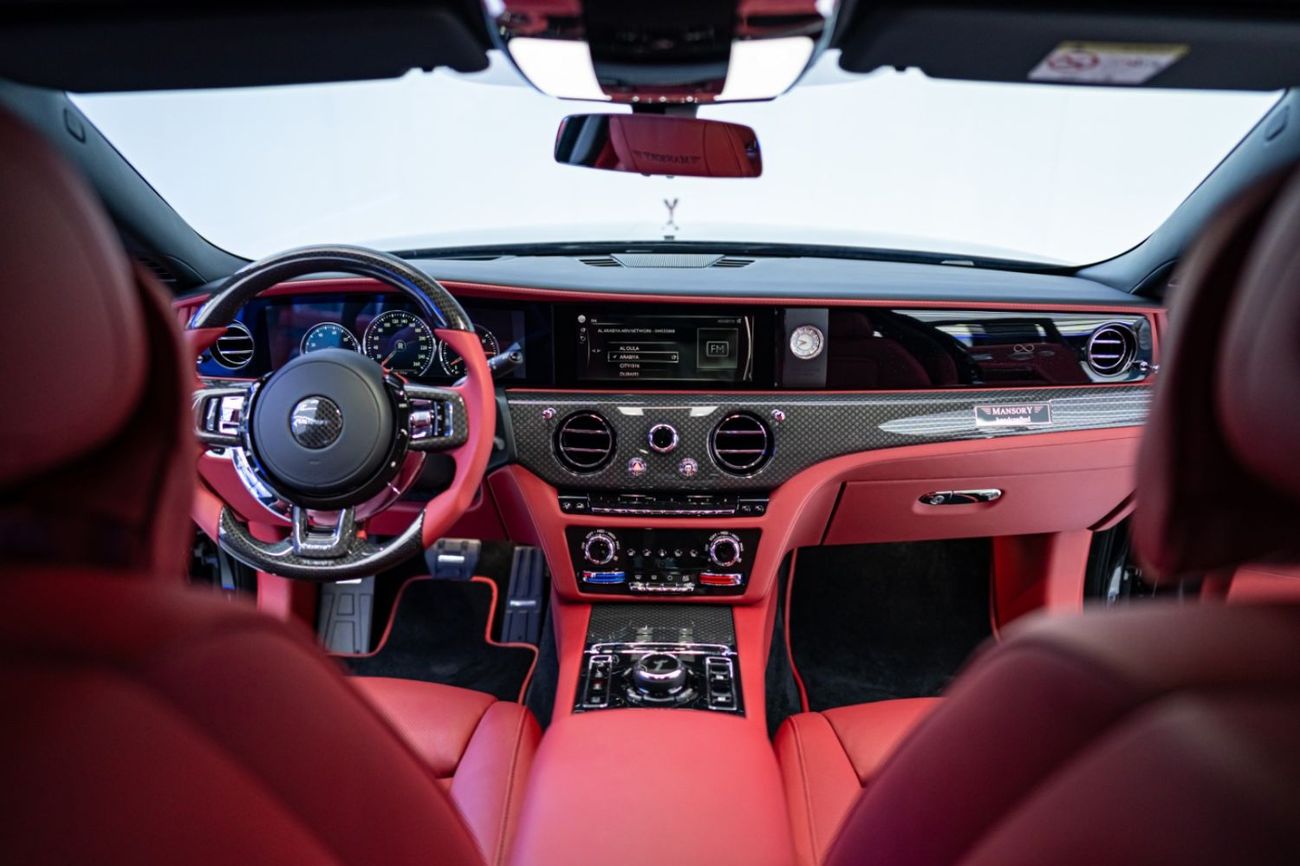 رولز رويس جوست Black Badge 6.6L