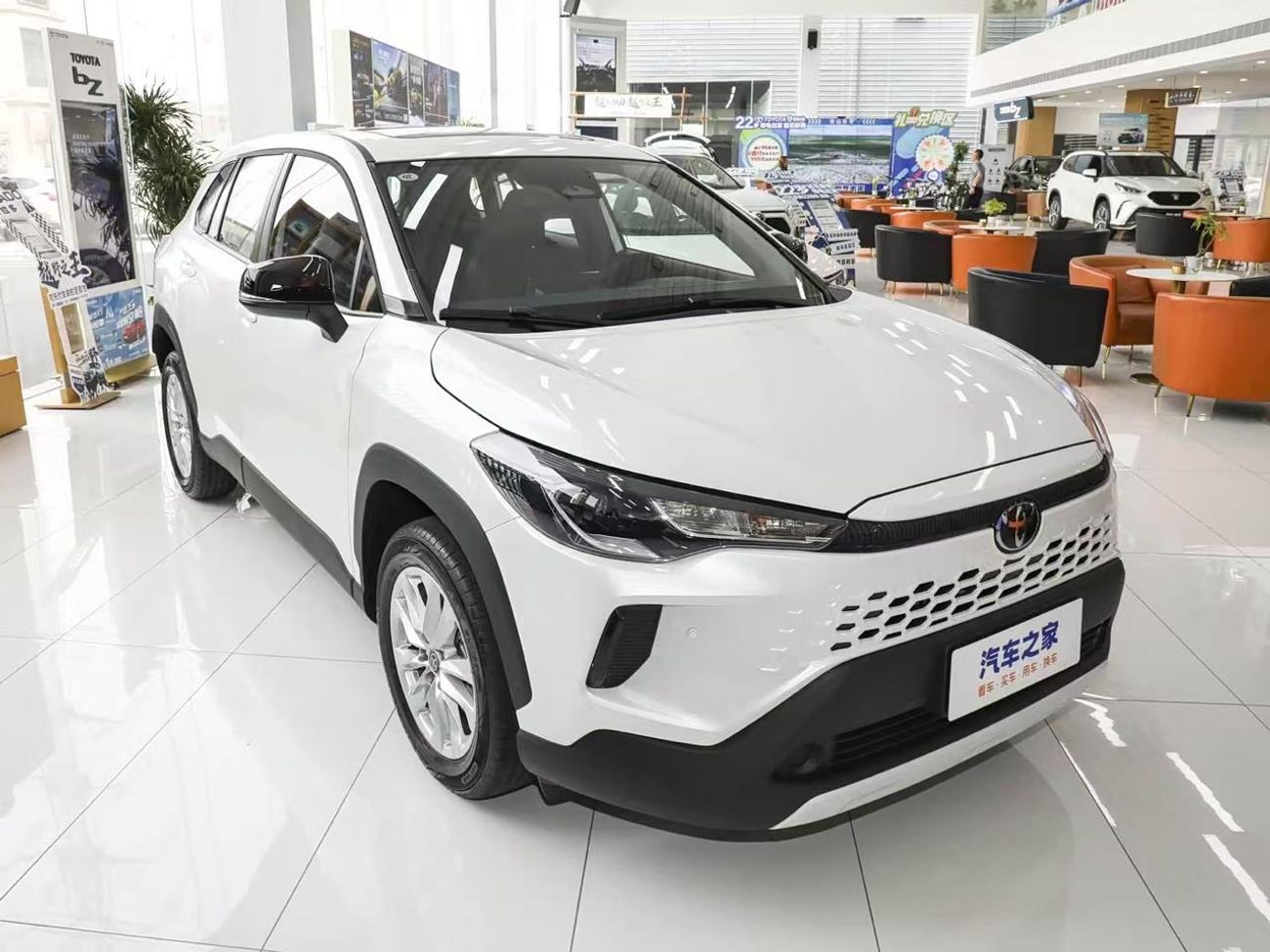 تويوتا كورولا كورولا كروز هايبرد