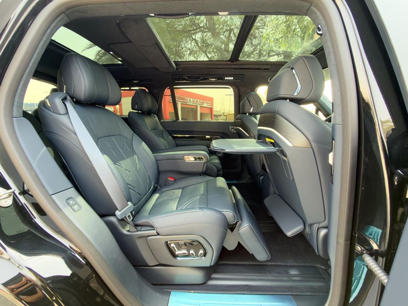 زيكر 9X 2025 ZEEKR 9X Ultra 55KWH I Range 1250KM  I2.0L DM-I Plugin Hybrid (898HP) I warranty&service