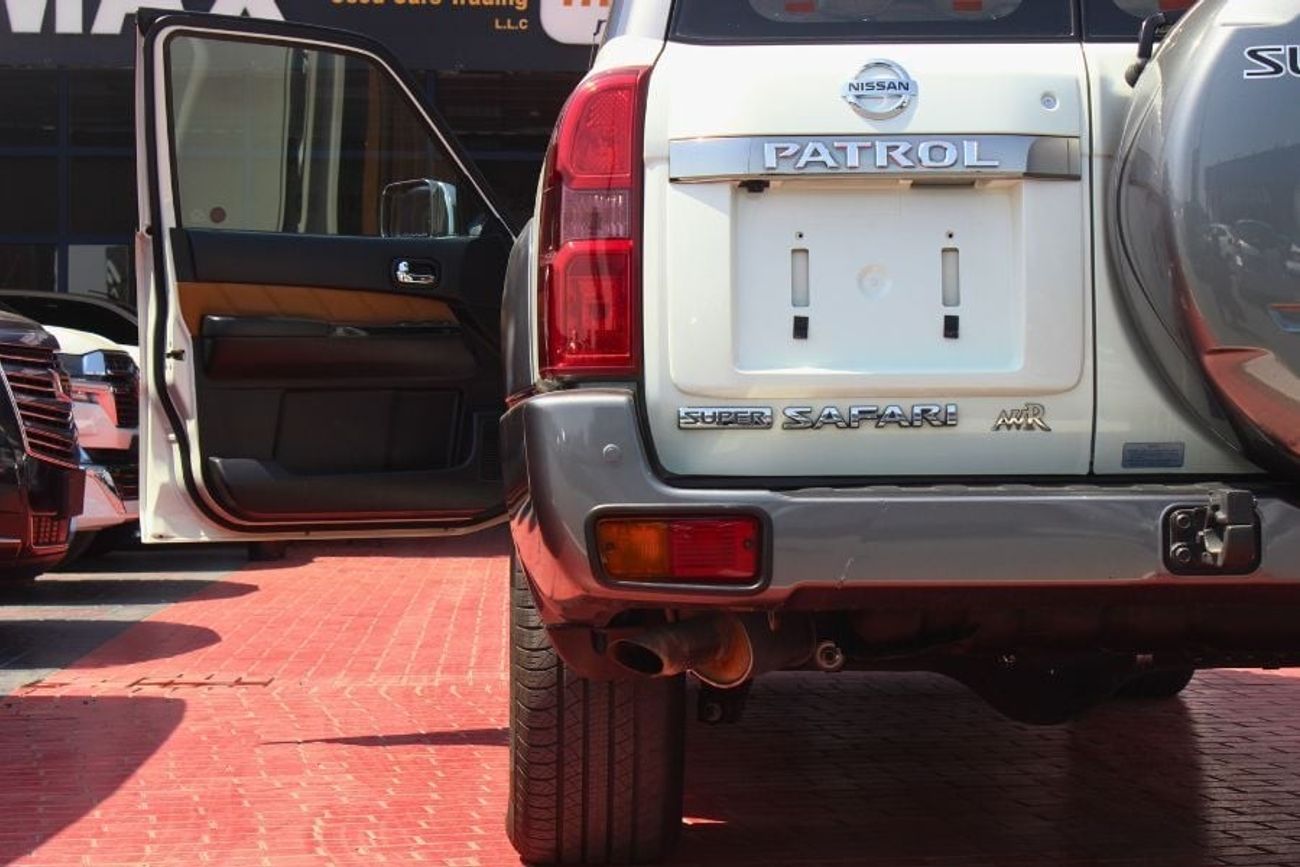 Nissan Patrol Super Safari