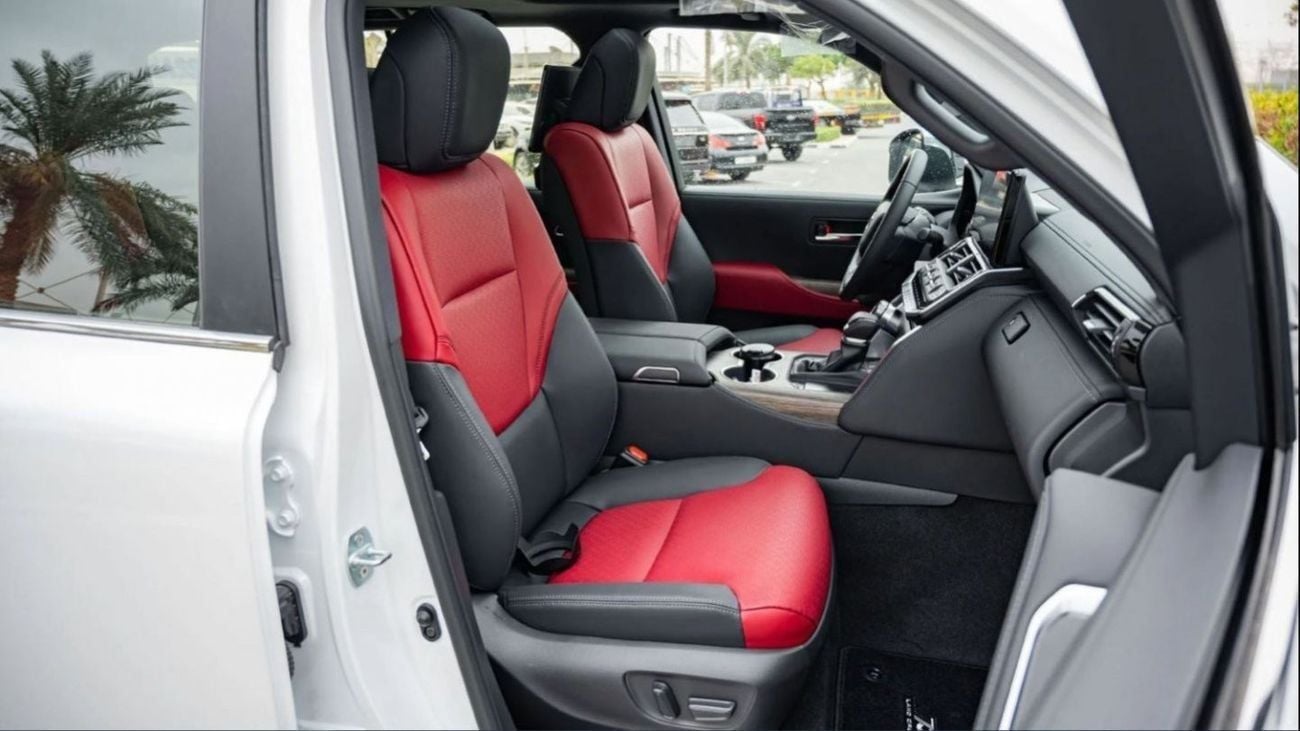 تويوتا لاند كروزر (LHD) TOYOTA LAND CRUISER LC300 VXR 3.5P AT MY2025 – WHITE