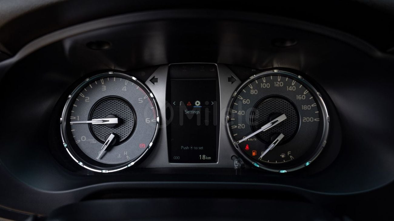 تويوتا هيلوكس TOYOTA HILUX DC | 2-YEAR WARRANTY + SERVICE AVAILABLE | IN-HOUSE FINANCING | 0% DOWNPAYMENT (BANK)
