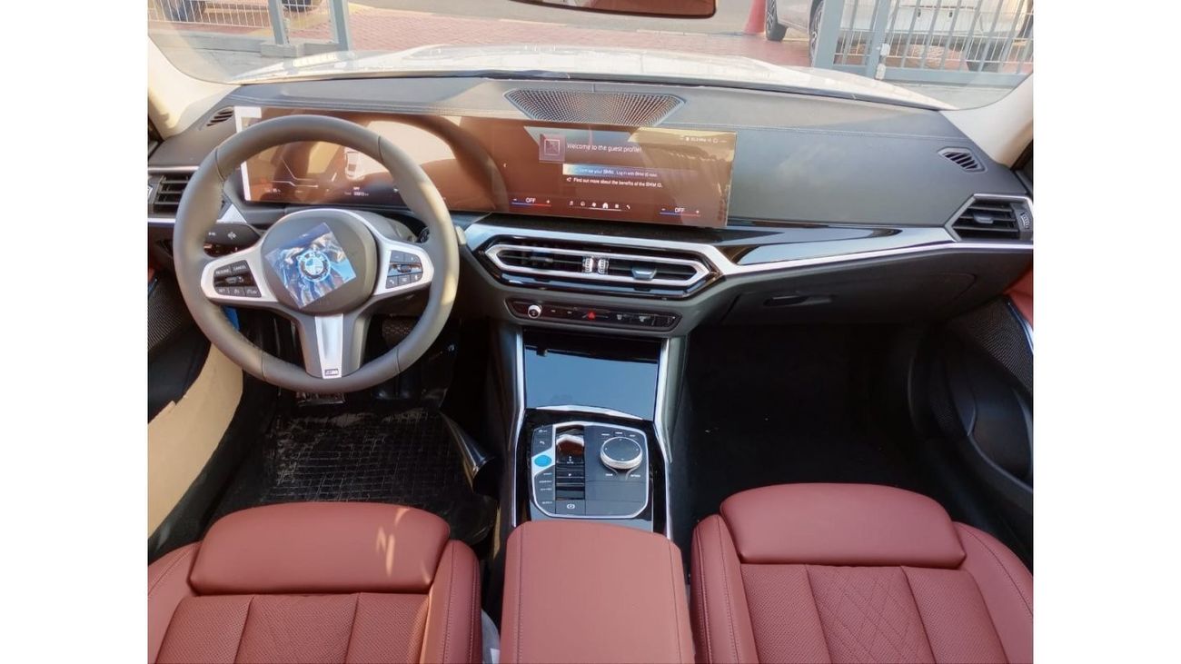 BMW i3 i3   35L / SEDAN / RWD / 0 KM Electric Car White color