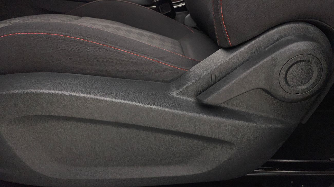 أم جي ZS STD 1.5 | بدون دفعة مقدمة | اختبار القيادة في المنزل