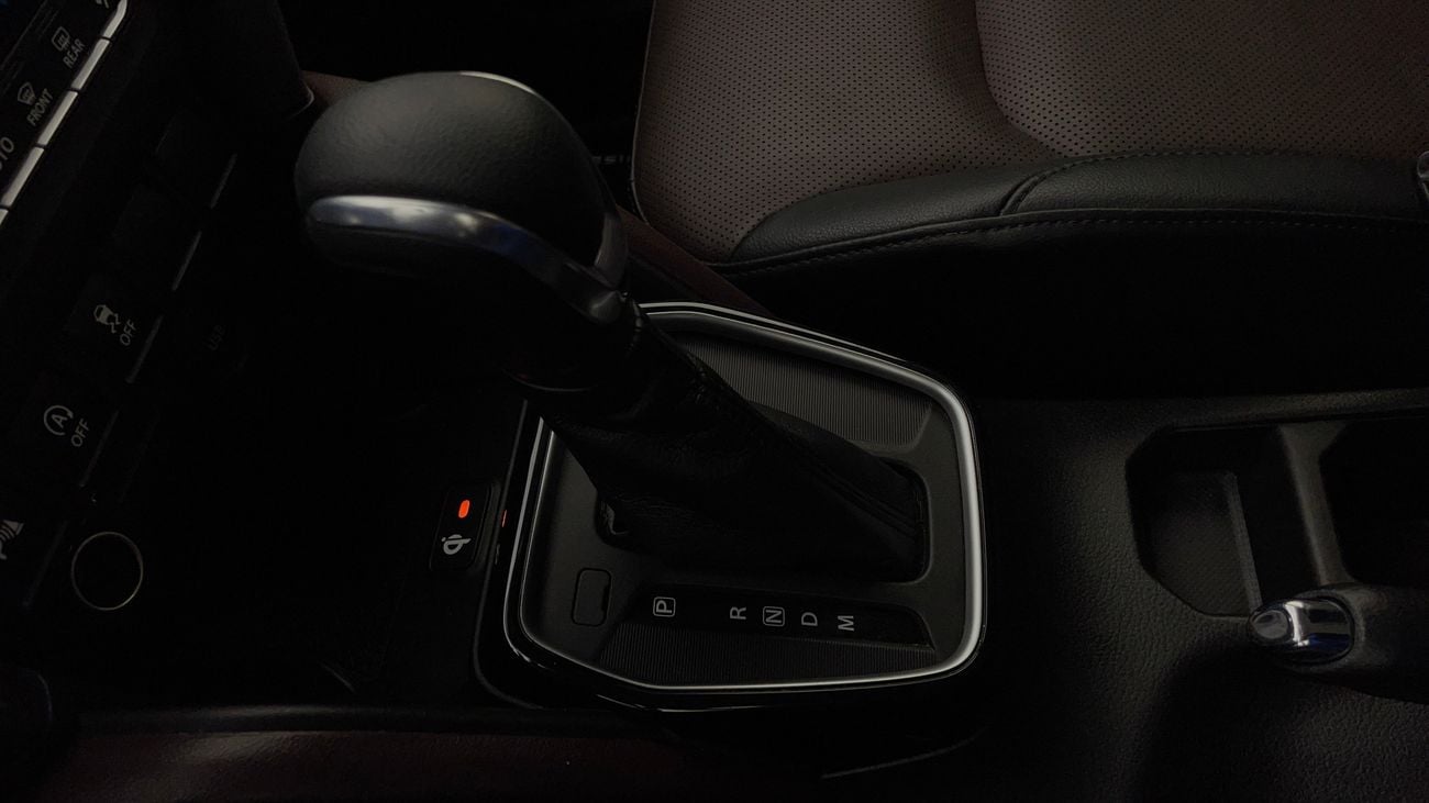 تويوتا أوربان كروزر GLX 1.5 | بدون دفعة مقدمة | اختبار القيادة في المنزل