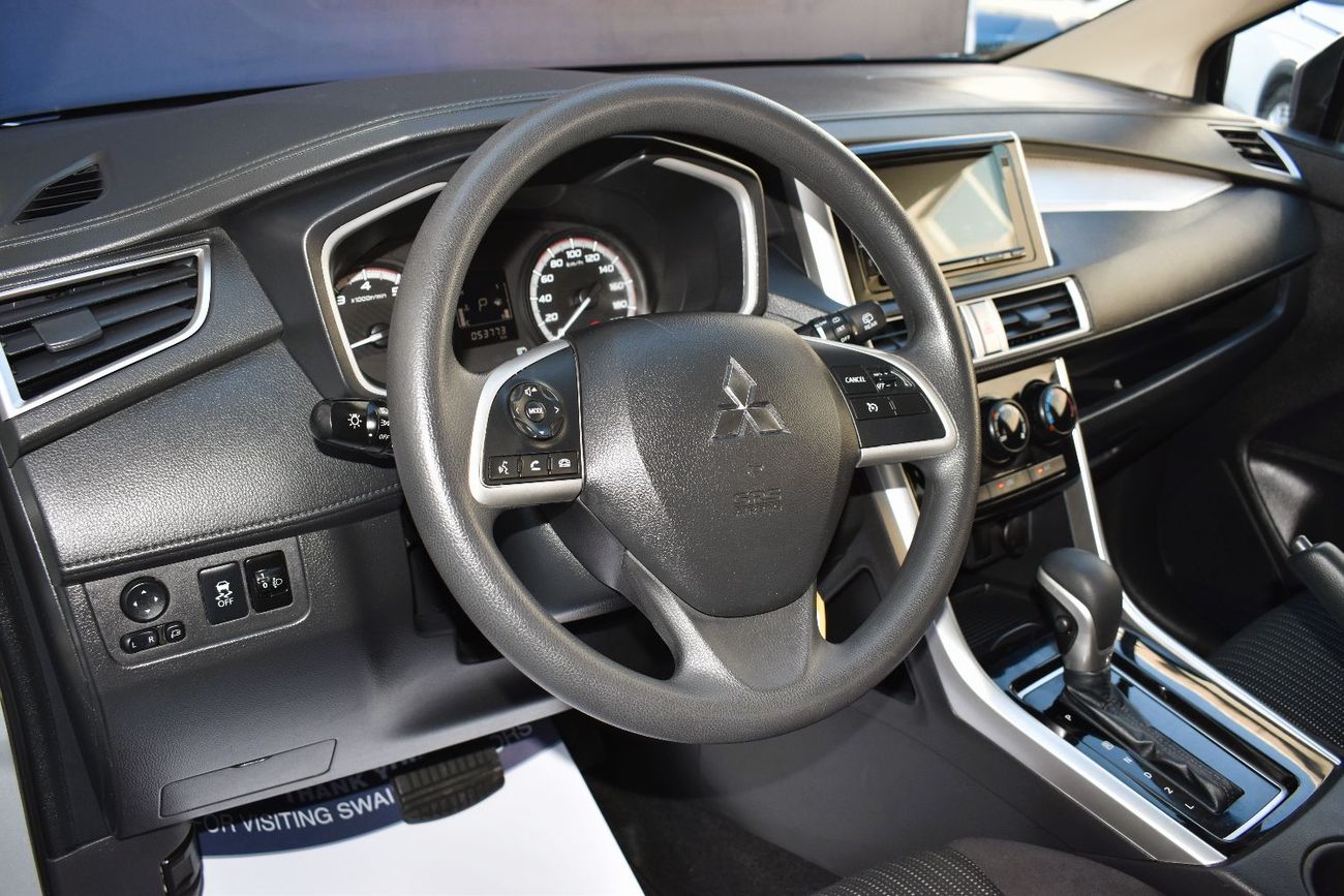 Mitsubishi Xpander Mid 1.5L