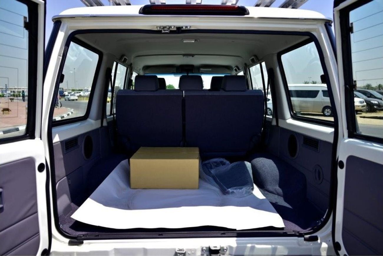 Toyota Land Cruiser 70 2024 TOYOTA LAND CRUISER 76 HARDTOP V6 4.0L PETROL 4WD MT