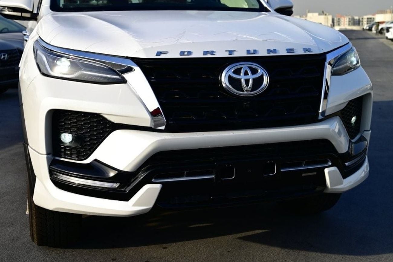 Toyota Fortuner VXR 2026