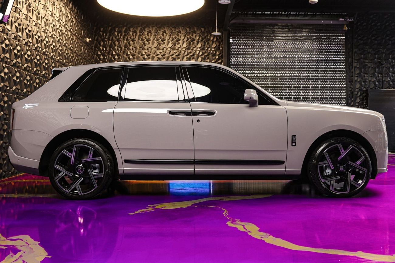 Rolls Royce Cullinan BLACK BADGE