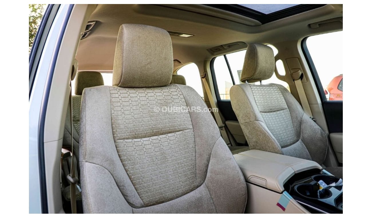 تويوتا لاند كروزر 2022 Toyota LC300 3.3L L3 | Sunroof + Alloy Wheels + Full Wide Center Screen + 20" Wheels