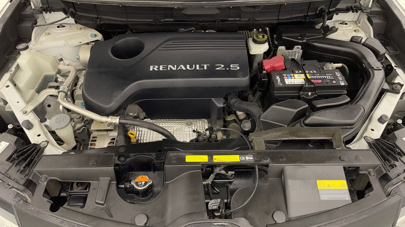 رينو كوليوس LE 2.5 | بدون دفعة مقدمة | اختبار القيادة في المنزل