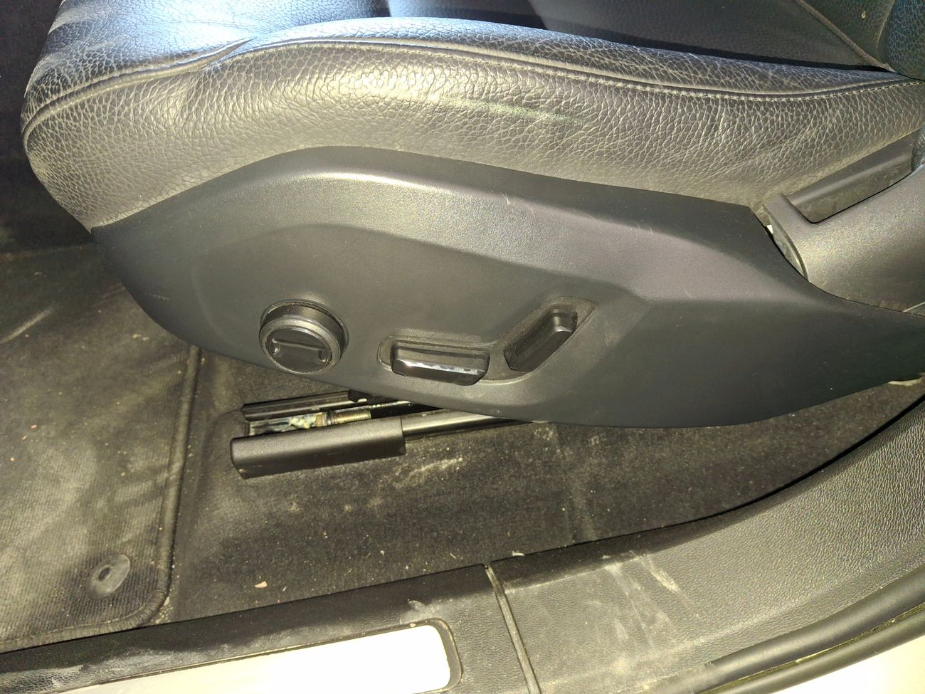 Volvo XC60 B5 Core 2.0L B5 CORE 2 | Zero Down Payment | Home Test Drive