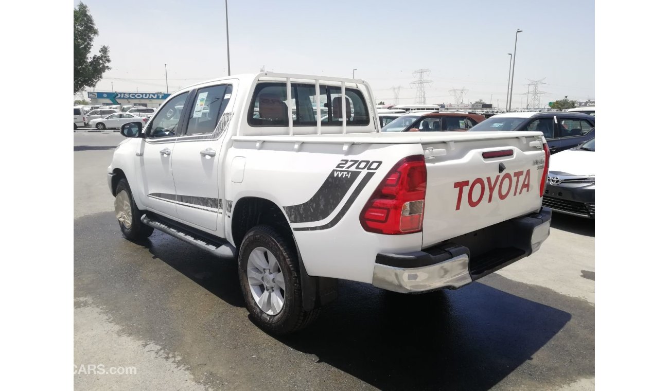 Toyota Hilux SR5 2.7 FULL OPTIONS 2018 GCC Specifications