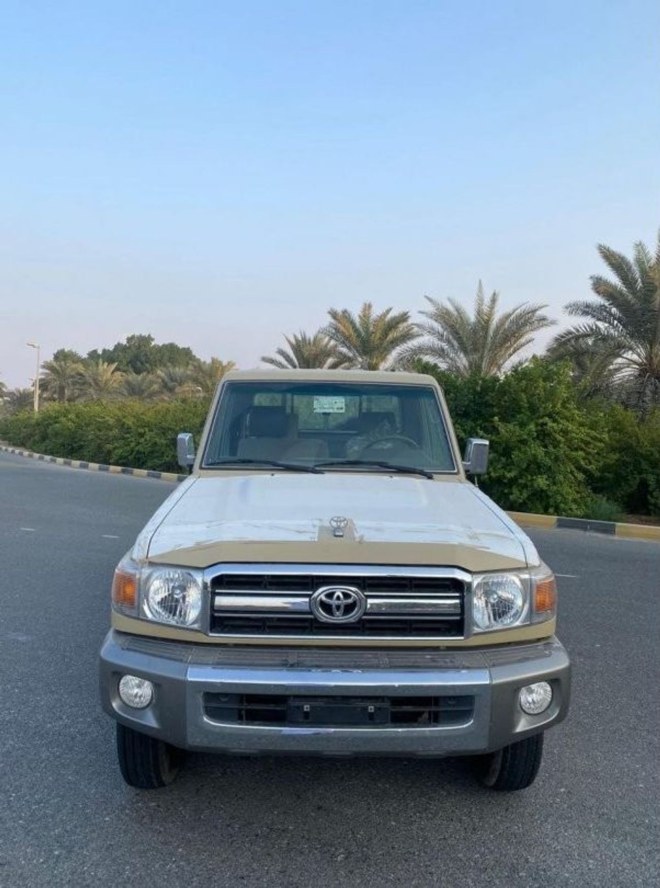 Toyota Land Cruiser Pick Up Toyota Land Cruiser Pickup Single Cab 4.5 Petrol 2009 model