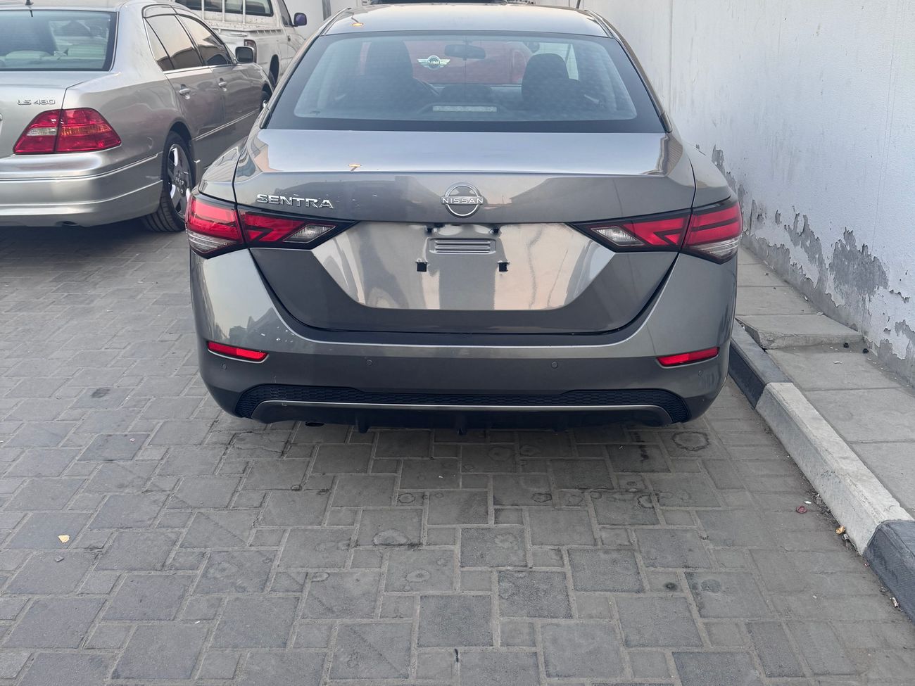 نيسان سنترا