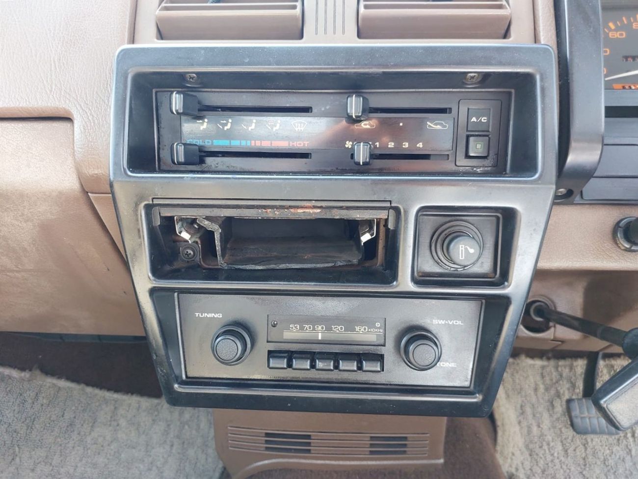 Nissan Pickup NISSAN DATSUN PICKUP RHD 1986 MODEL 1.6 L PETROL MANUAL(PM02298)