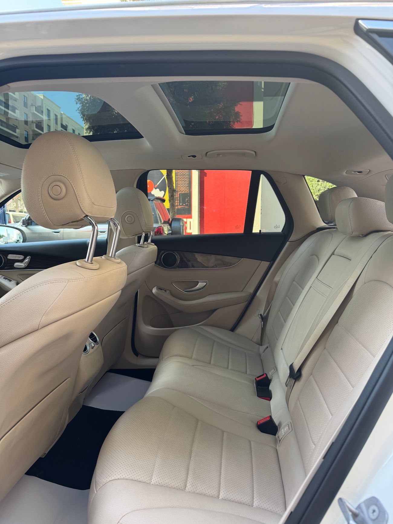 مرسيدس بنز GLC 300