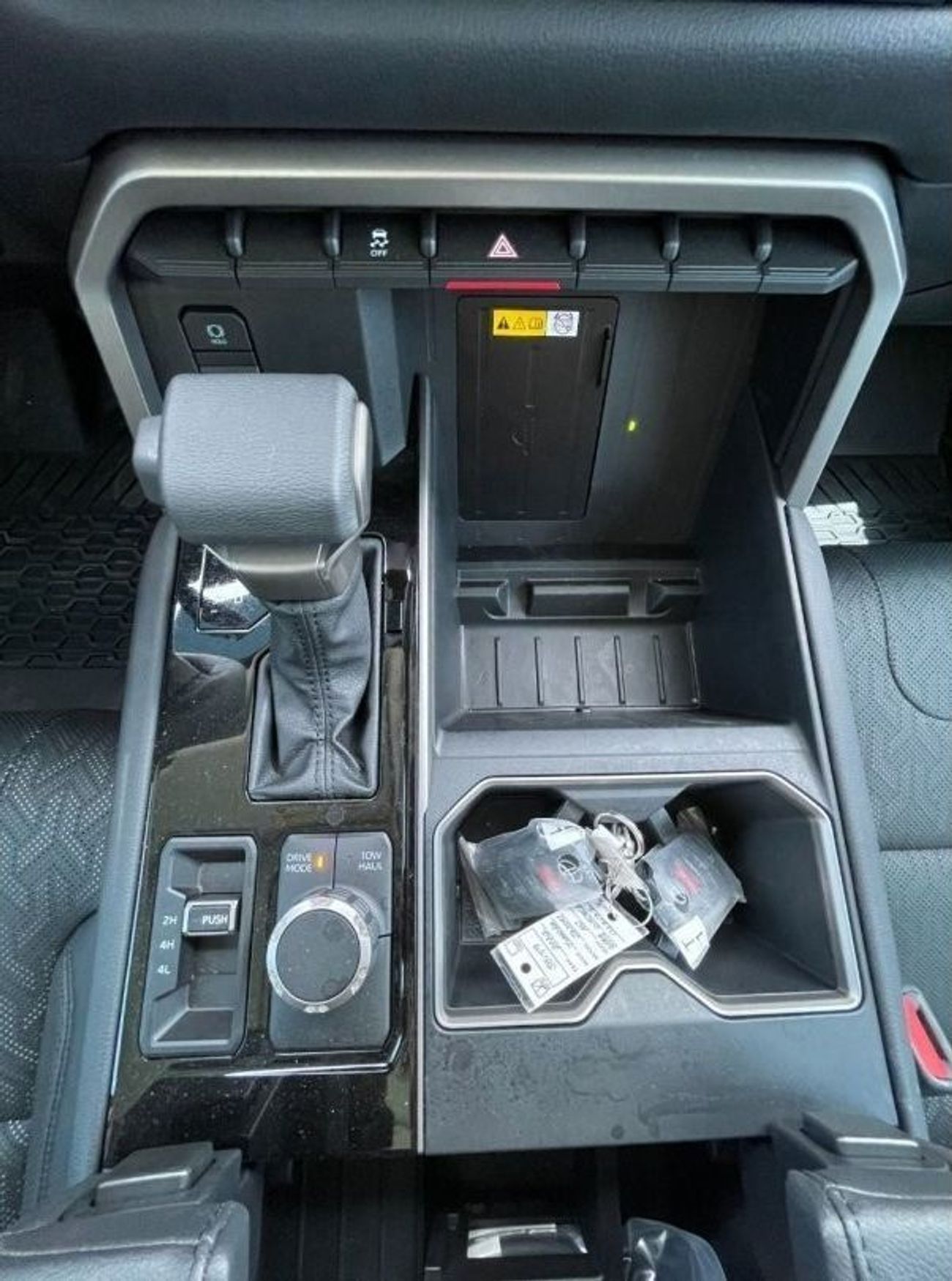 تويوتا تاندرا 2023 TOYOTA TUNDRA 3.5L PETROL AUTOMATIC ZERO KM