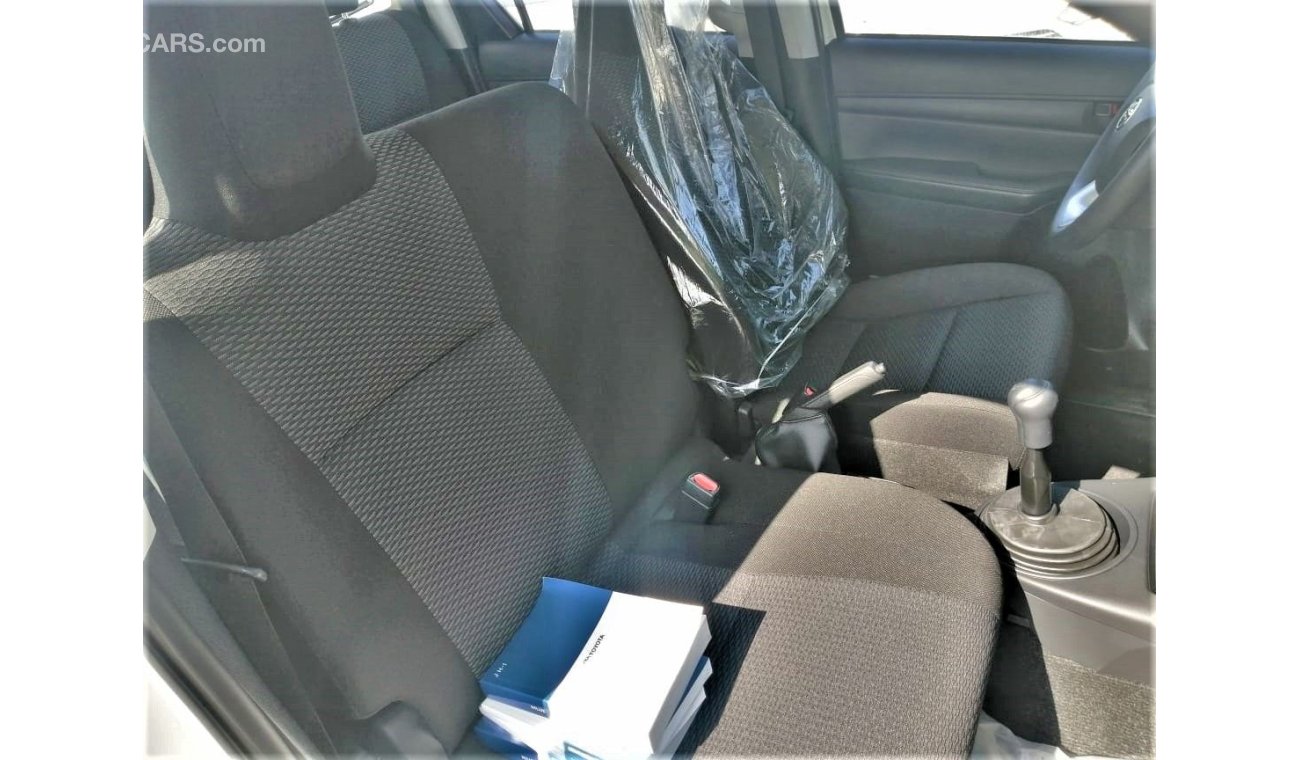 Toyota Hilux DIESEI L 2.4 MANUAL  GEAR