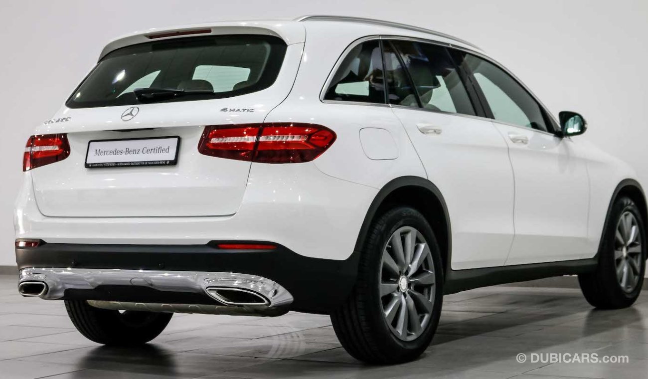 مرسيدس بنز GLC 250 سيارات الدفع الرباعي 4Matic