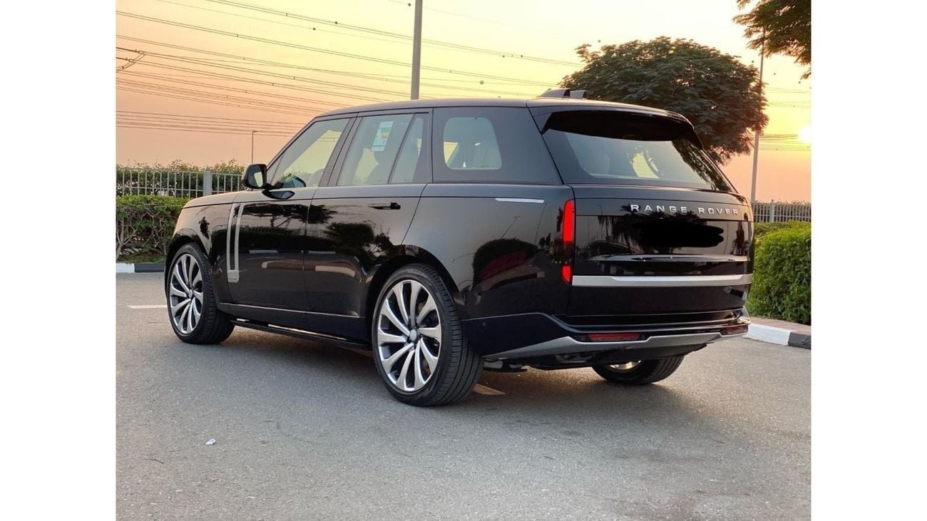 Land Rover Range Rover GCC SPEC UNDER WARRANTY AND SERVICE