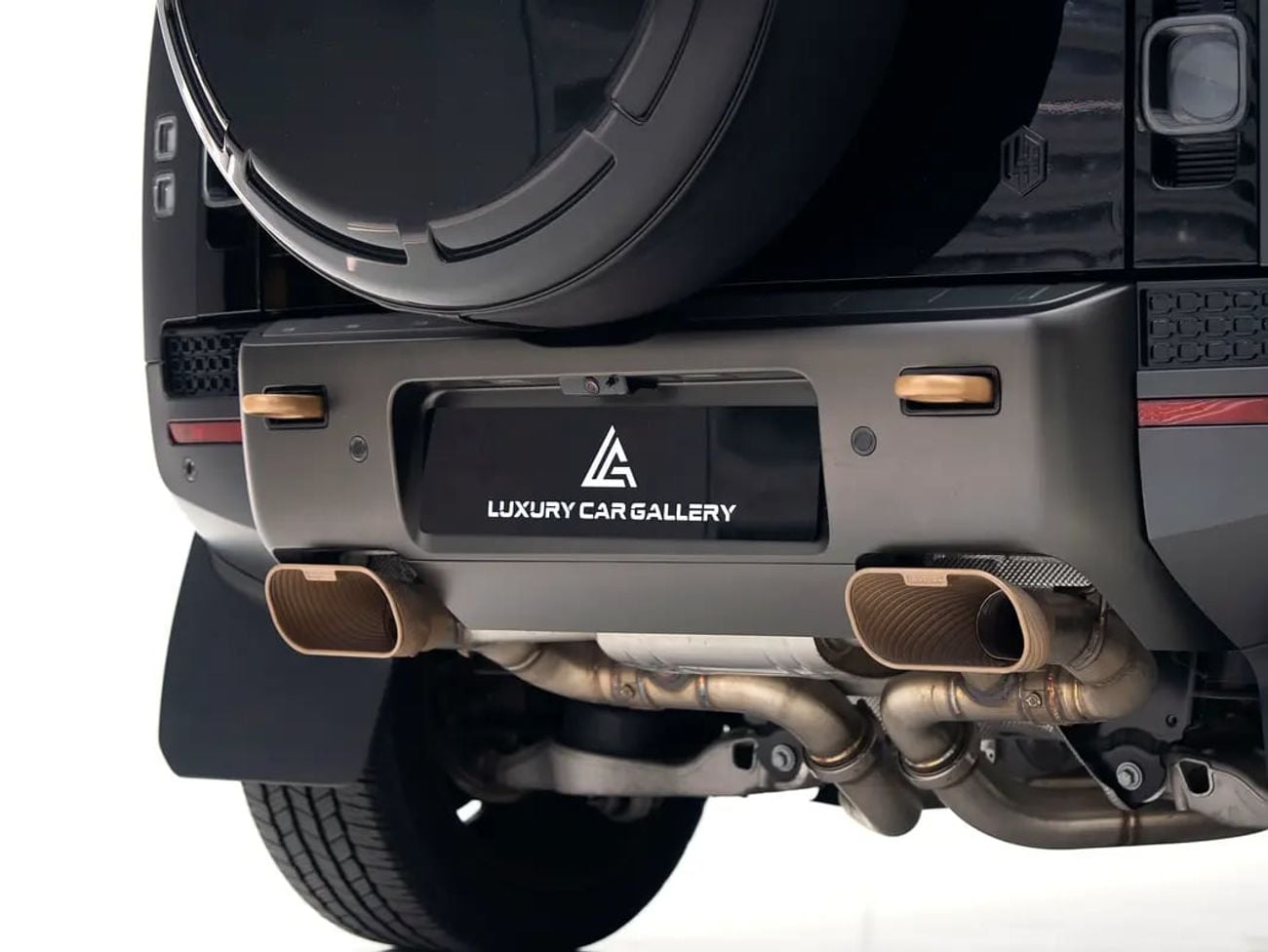 لاند روفر ديفندر 1 OF 1 URBAN AUTOMOTIVE OCTA | 4 YEAR WORLDWIDE WARRANTY | 700 BHP
