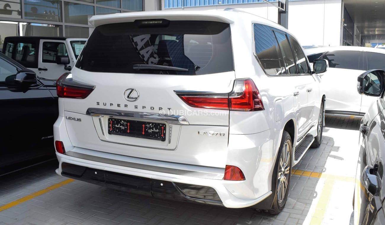 Lexus LX 570 S SUPERSPORT MODEL 2017 GCC SPECS